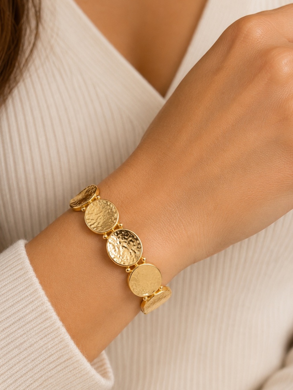 Gold stretch disc bracelet NEW